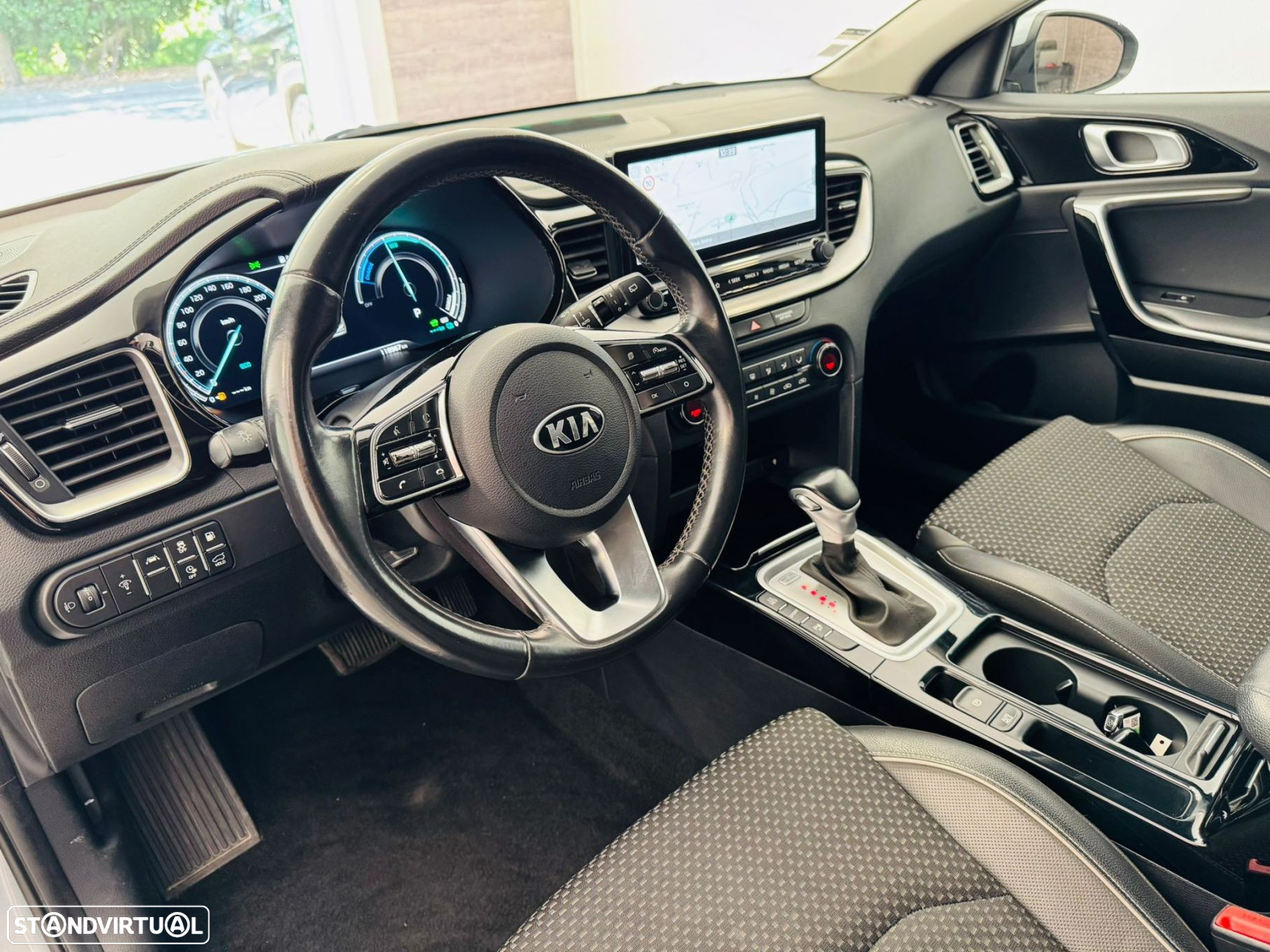 Kia Ceed SW 1.6 GDi PHEV Tech 6DCT - 10