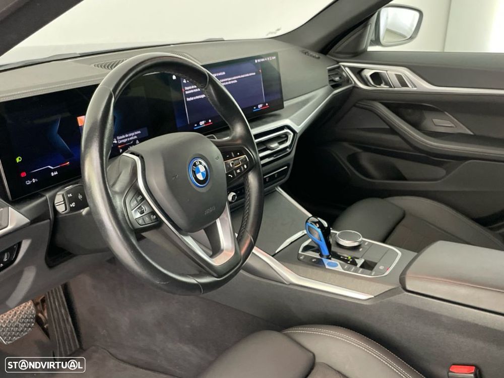 BMW i4 eDrive40 - 16