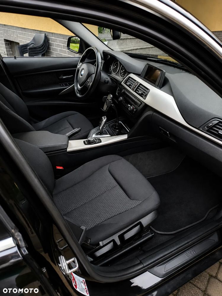 BMW Seria 3 318d - 8