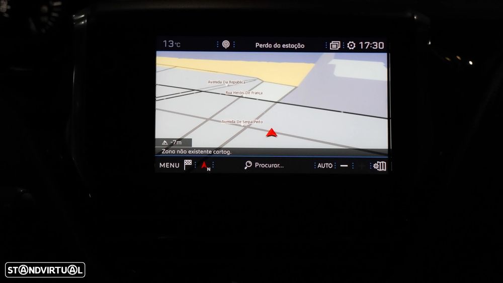 Peugeot 208 1.2 PureTech Style - 18