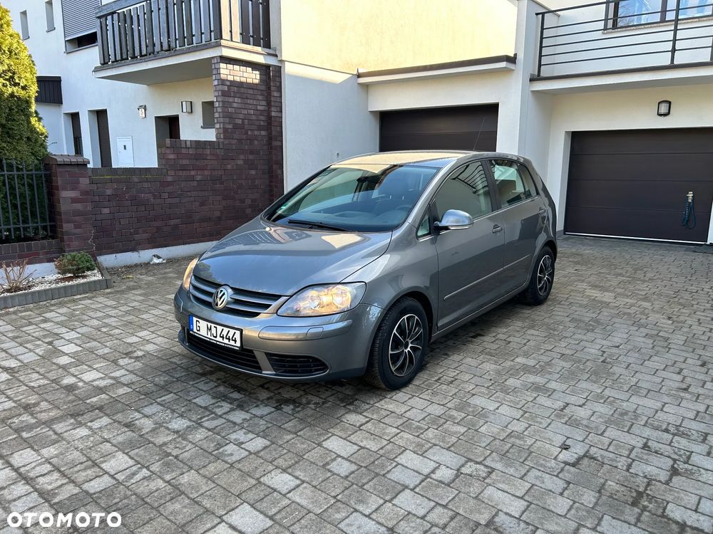 Volkswagen Golf Plus 2.0 FSI Comfortline - 1