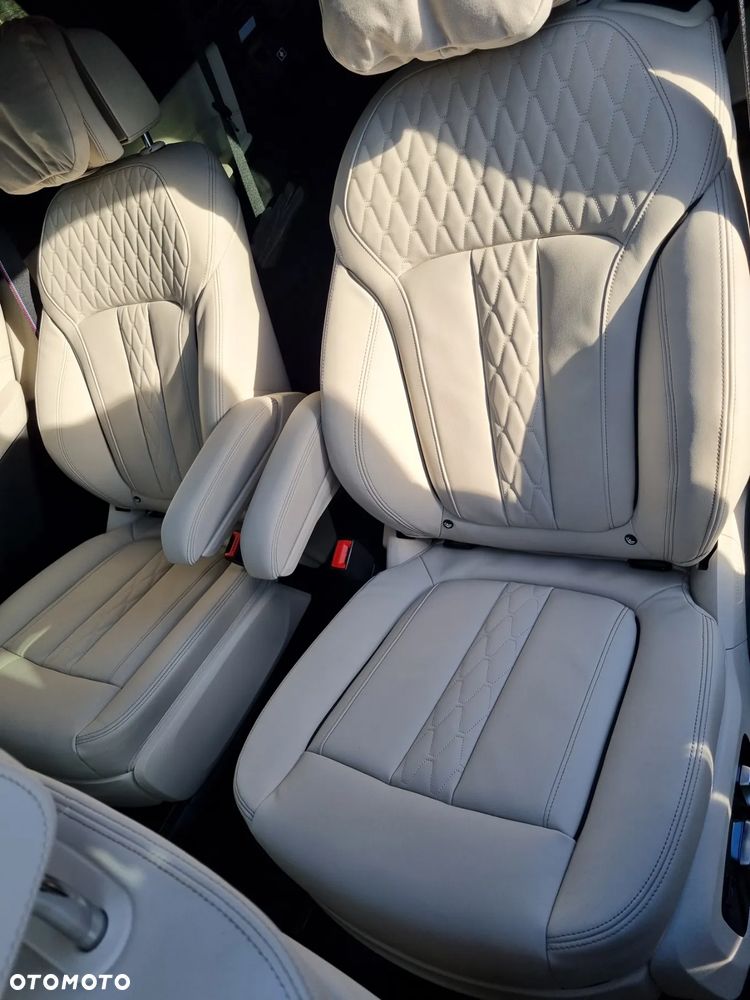 BMW X7 - 22
