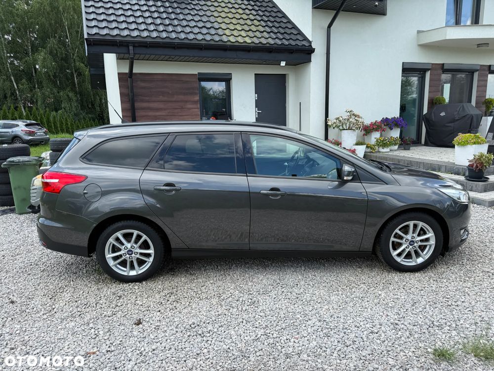 Ford Focus 1.6 TDCi DPF Trend - 10