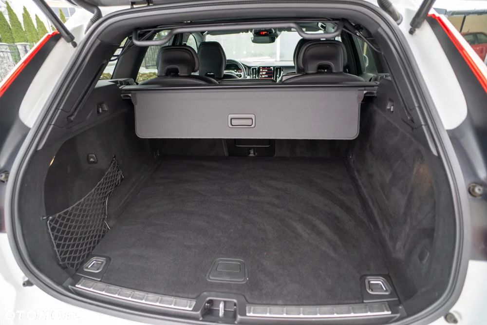 Volvo XC 60 D4 Geartronic RDesign - 41