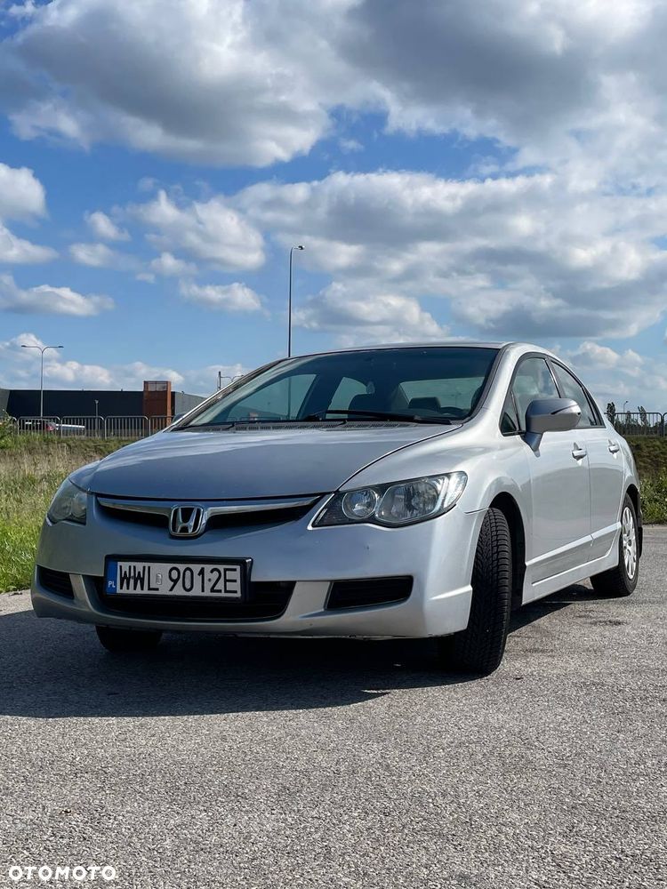 Honda Civic 1.8 Comfort - 1
