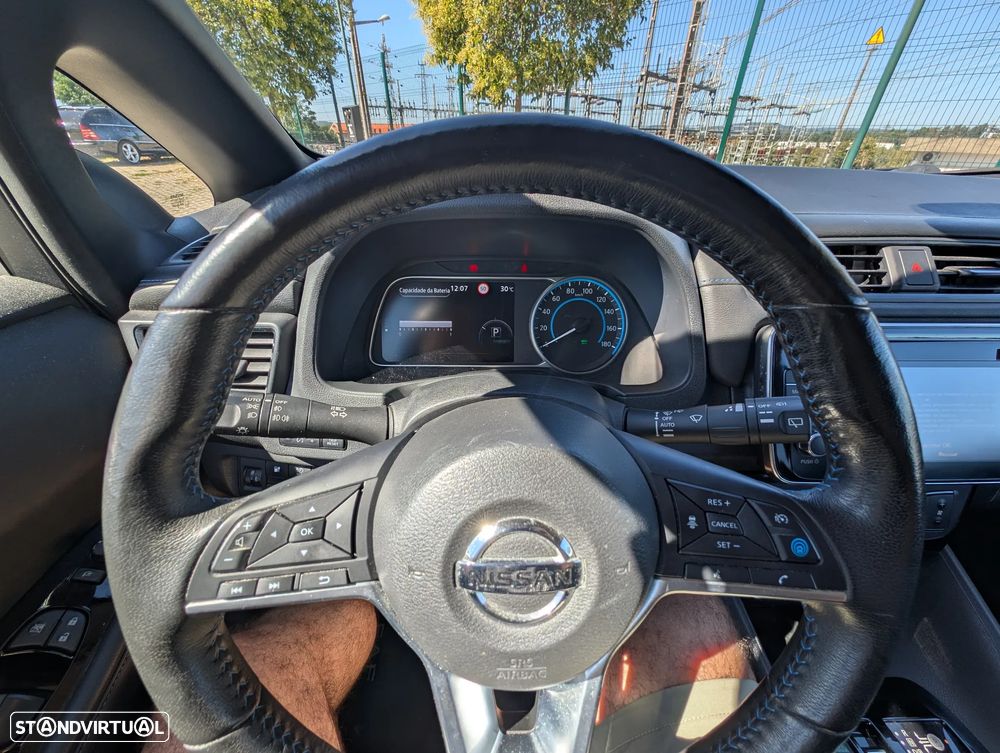 Nissan Leaf 40 kWh N-Connecta - 8