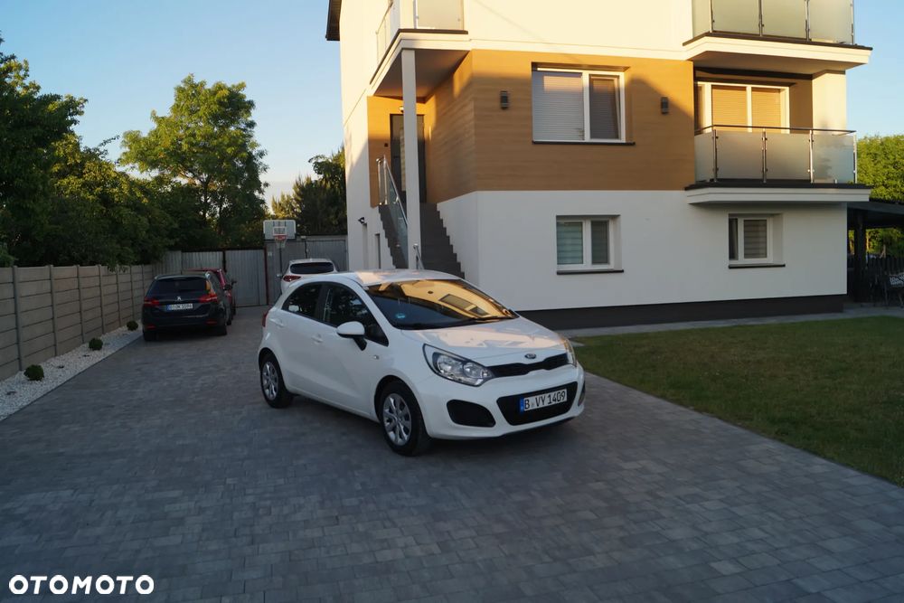 Kia Rio 1.2 Edition 7 - 37