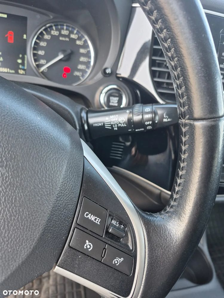Mitsubishi Outlander 2.2 DID Intense - 19
