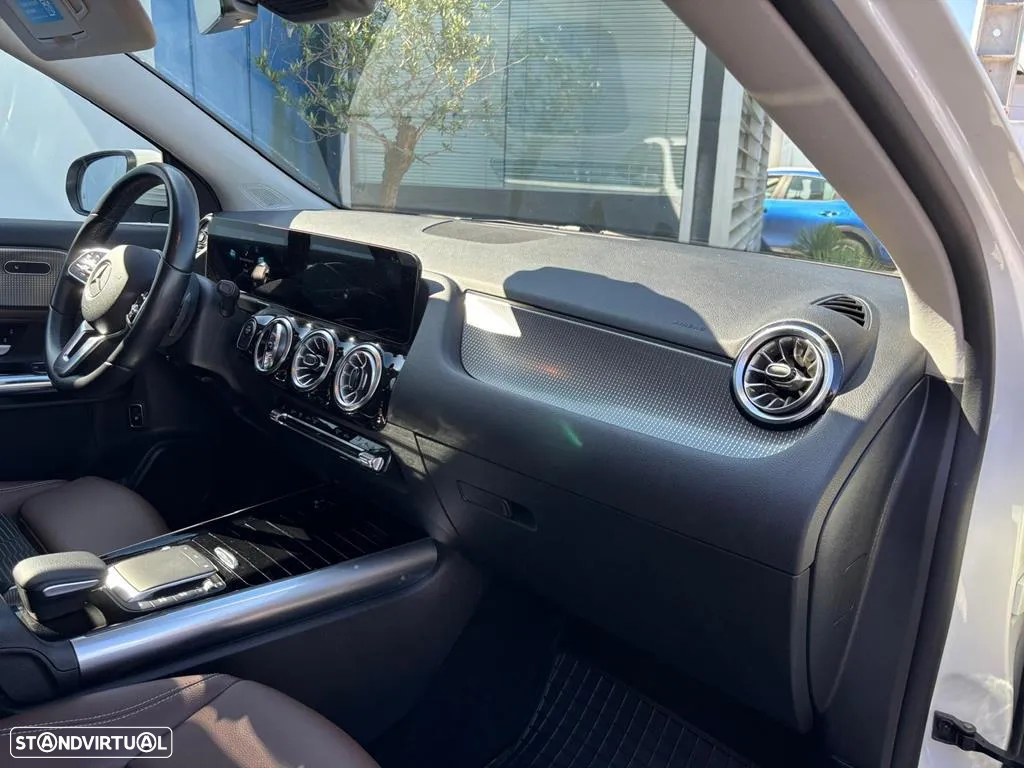 Mercedes-Benz GLA 250 e Progressive - 13