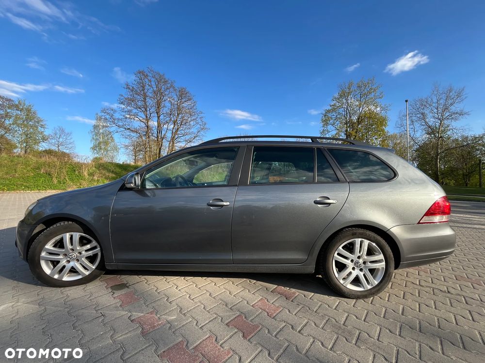 Volkswagen Golf - 27