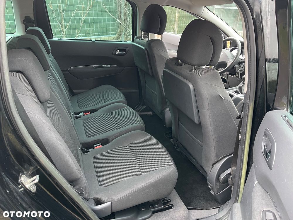 Peugeot 5008 HDI FAP 115 Style - 16