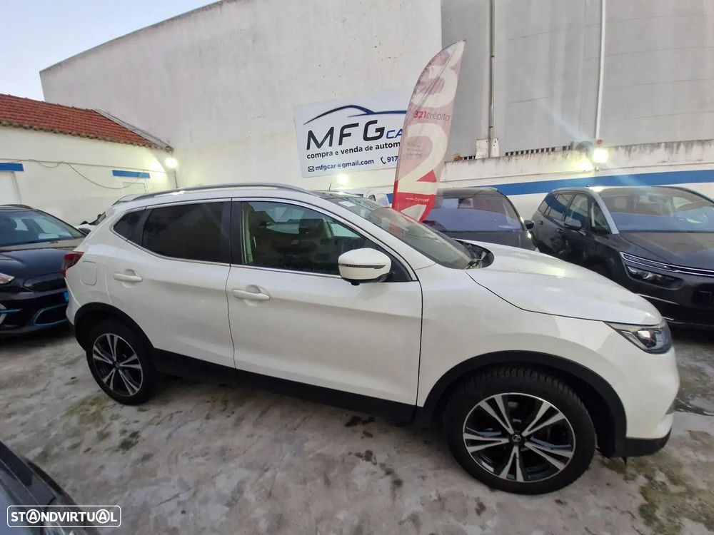 Nissan Qashqai - 1
