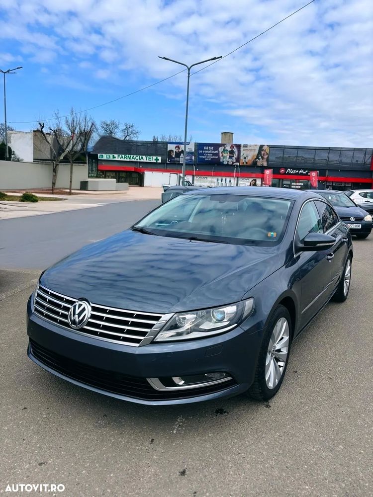 VOLKSWAGEN Passat CC