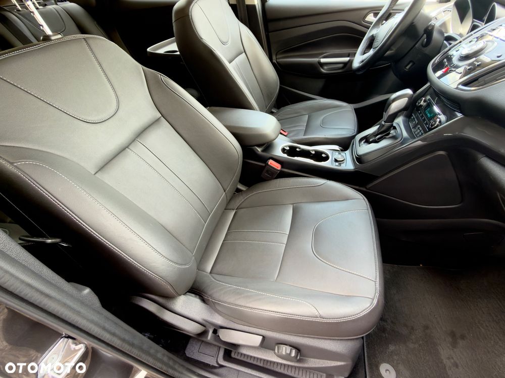 Ford Kuga 2.0 TDCi 4x4 Individual - 21