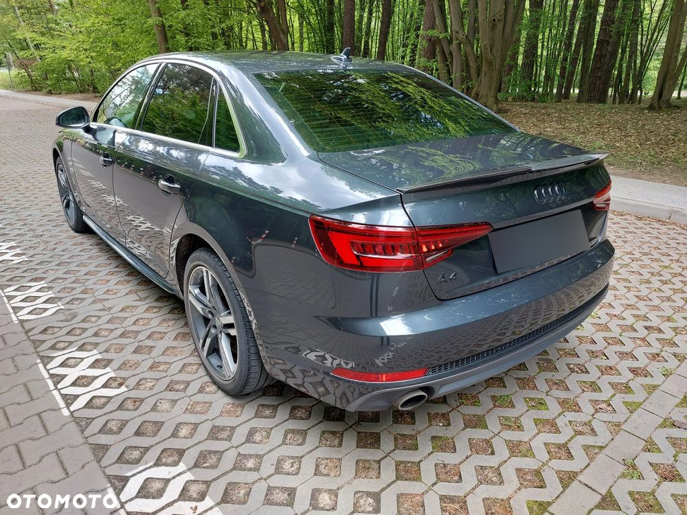 Audi A4 2.0 TFSI Quattro S tronic - 9