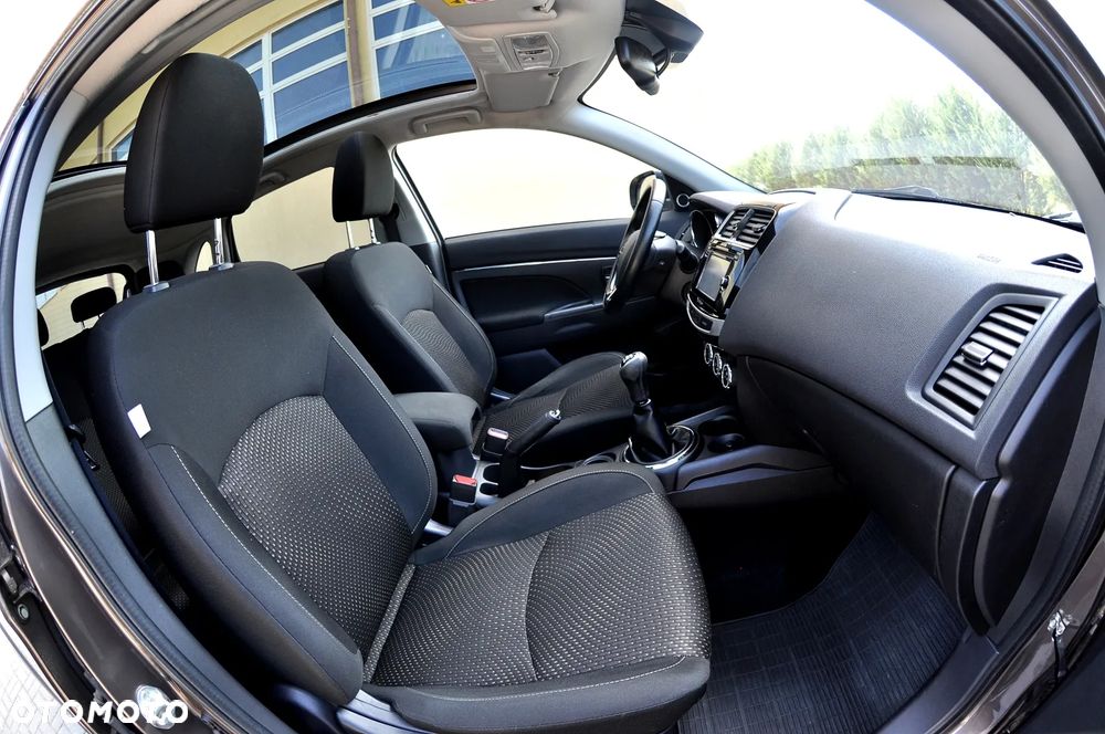 Mitsubishi ASX 1.6 2WD Intense - 23