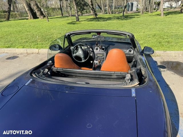 Mazda MX-5 1.6i - 6