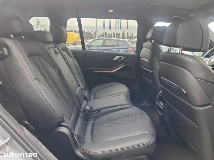 BMW X7 xDrive40d MHEV - 17