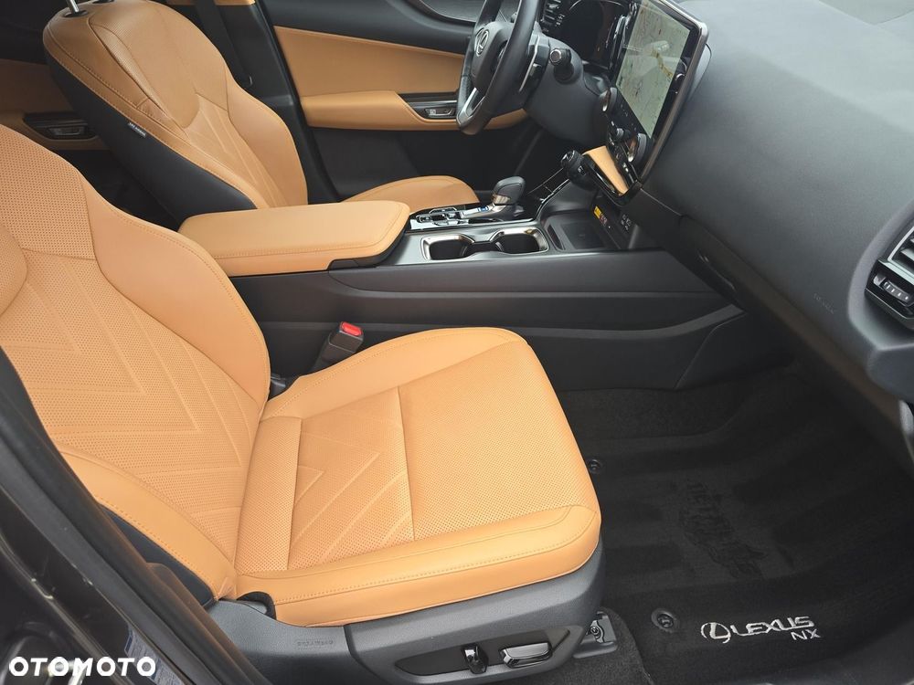 Lexus NX 350h Omotenashi AWD - 11