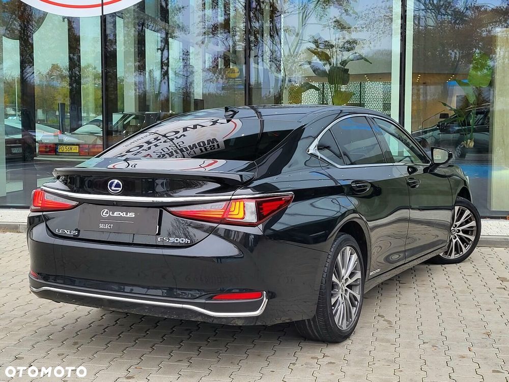 Lexus ES - 13