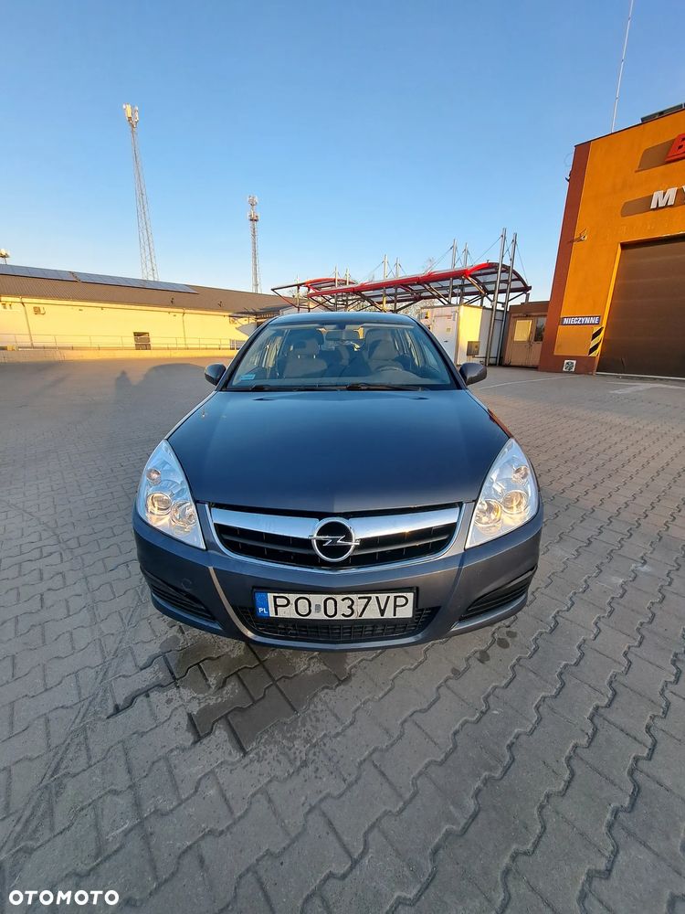 Opel Vectra 1.9 CDTI Essentia - 2