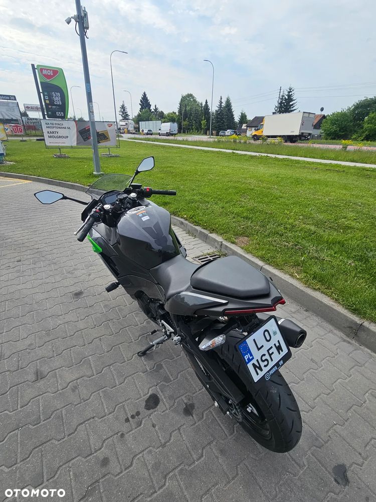 Kawasaki Ninja 500 - 3