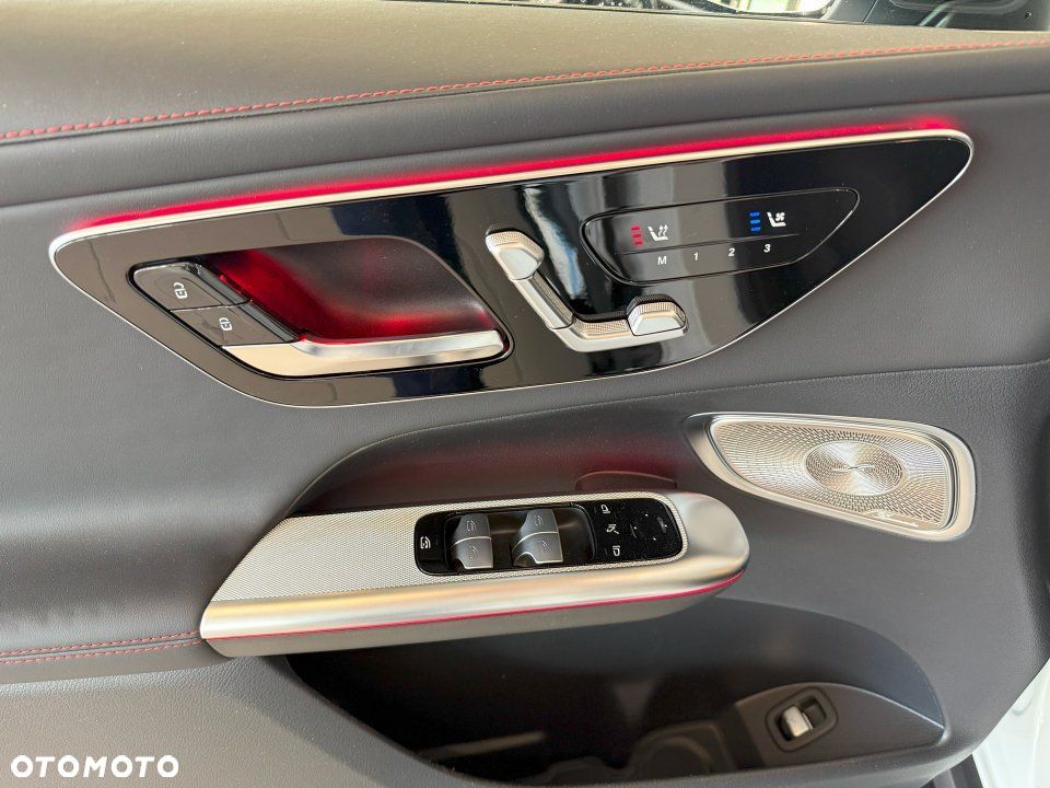 Mercedes-Benz GLC - 17