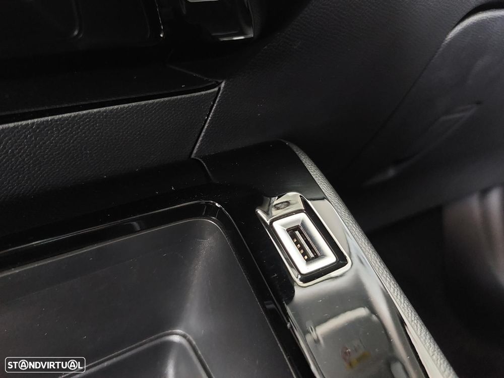 Peugeot 2008 1.5 BlueHDi Active Pack - 36