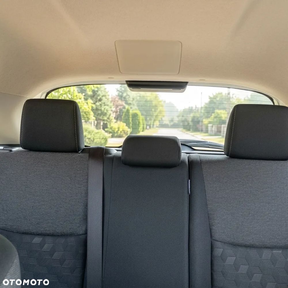 Toyota Yaris Hybrid 1.5 Style - 28