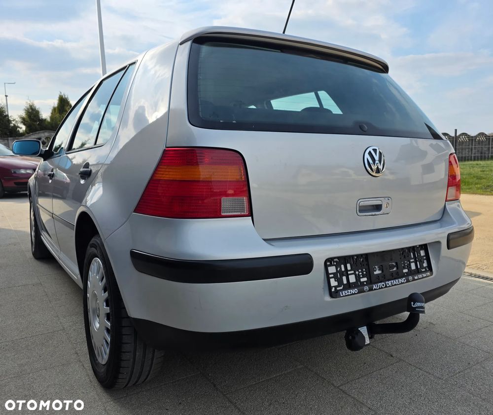 Volkswagen Golf 1.4 Comfortline - 8