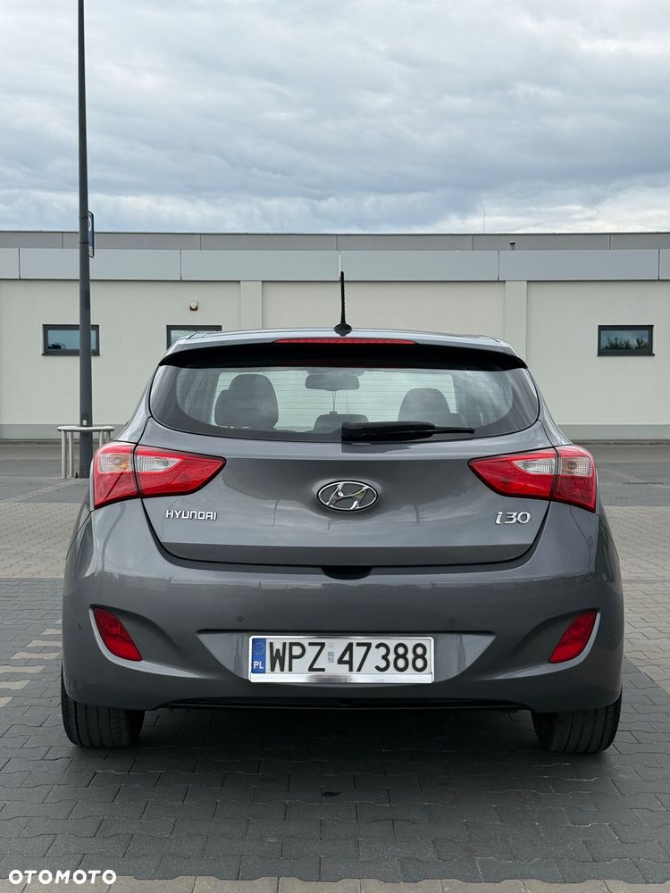 Hyundai i30 1.6 CRDi Premium - 6