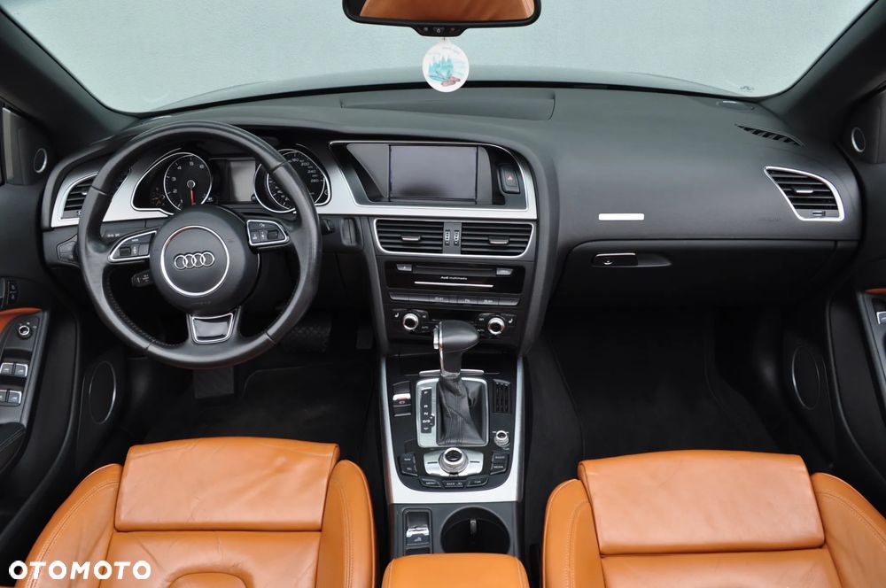 Audi A5 Cabrio 2.0 TFSI quattro S tronic - 19