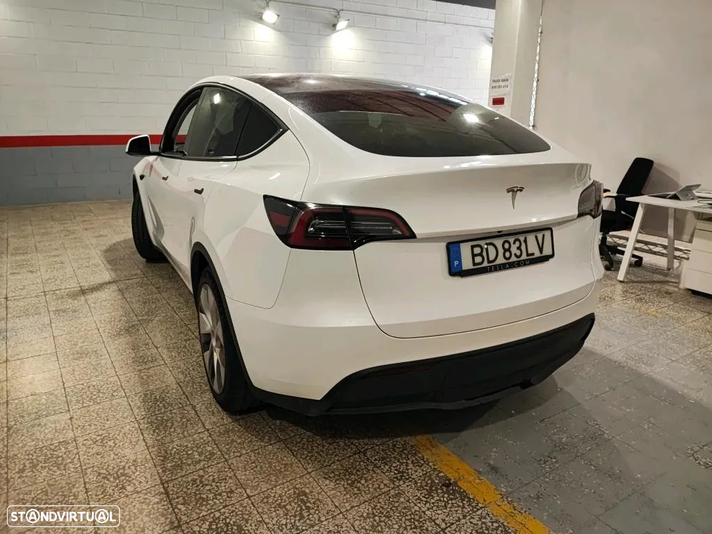 Tesla Model Y Tração Traseira - 2