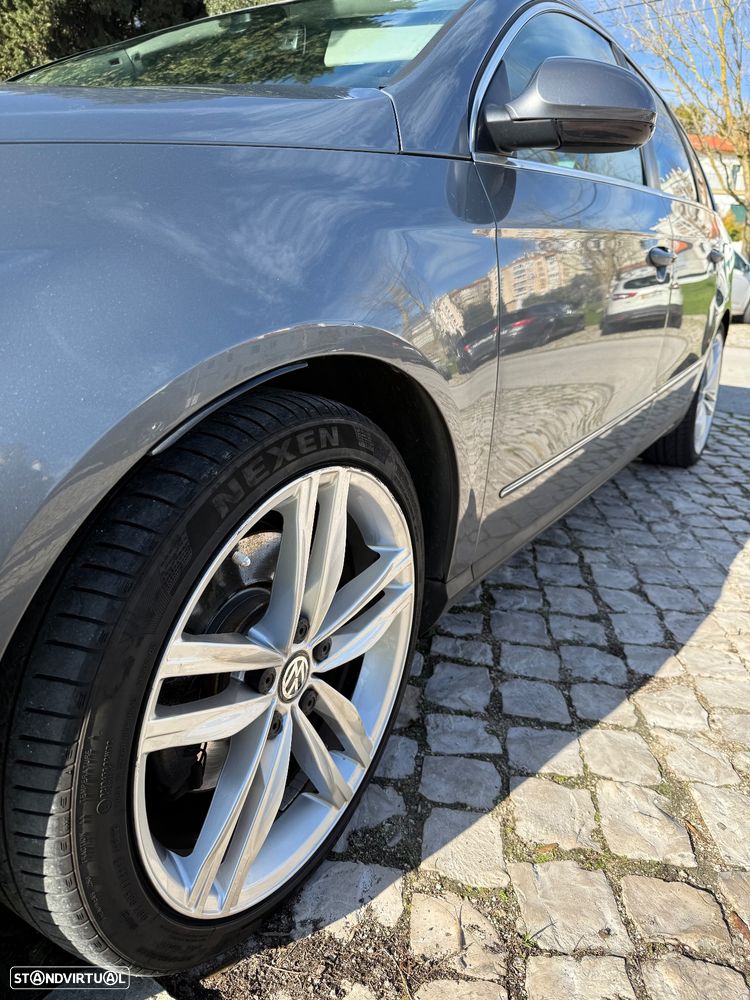 VW Passat Variant - 27