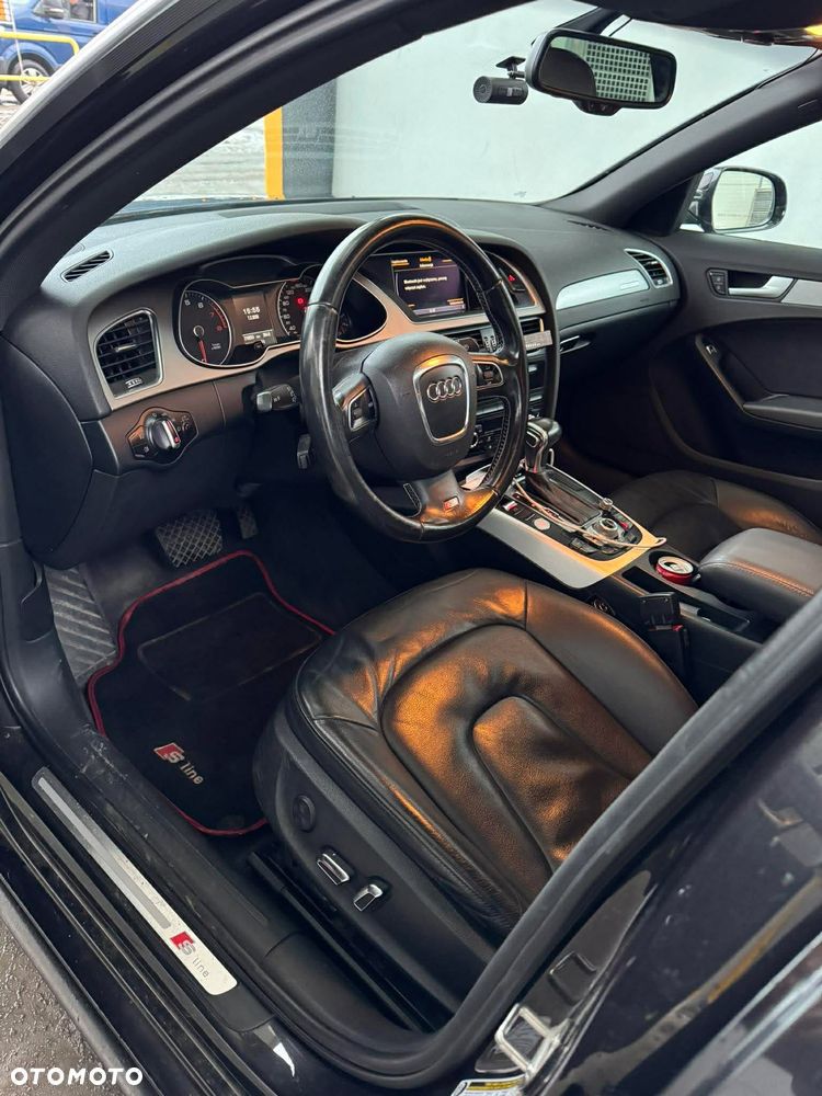 Audi A4 Limousine - 14