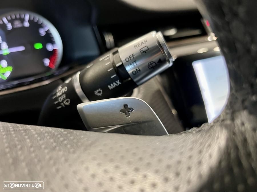 Land Rover Range Rover Evoque P300e R-Dynamic - 16