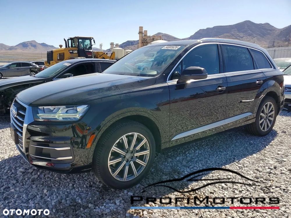 Audi Q7 - 1