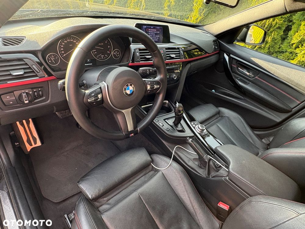 BMW Seria 3 330d M Sport - 22