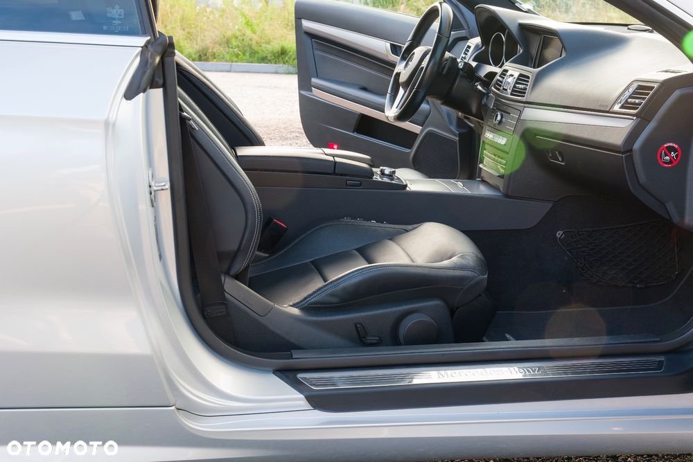 Mercedes-Benz Klasa E 250 7G-TRONIC Sport Edition - 12