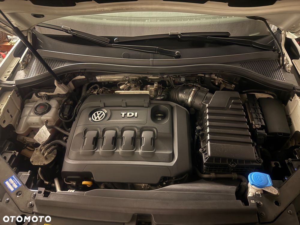 Volkswagen Tiguan - 14
