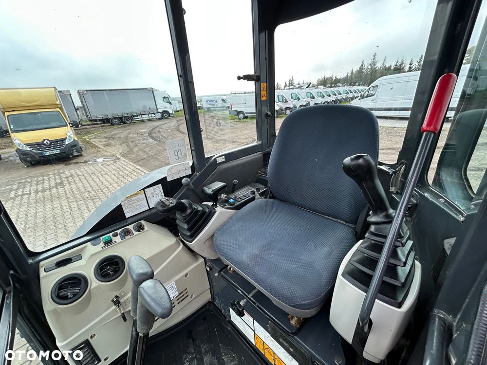 Kobelco SK 28 SR-6 - 6