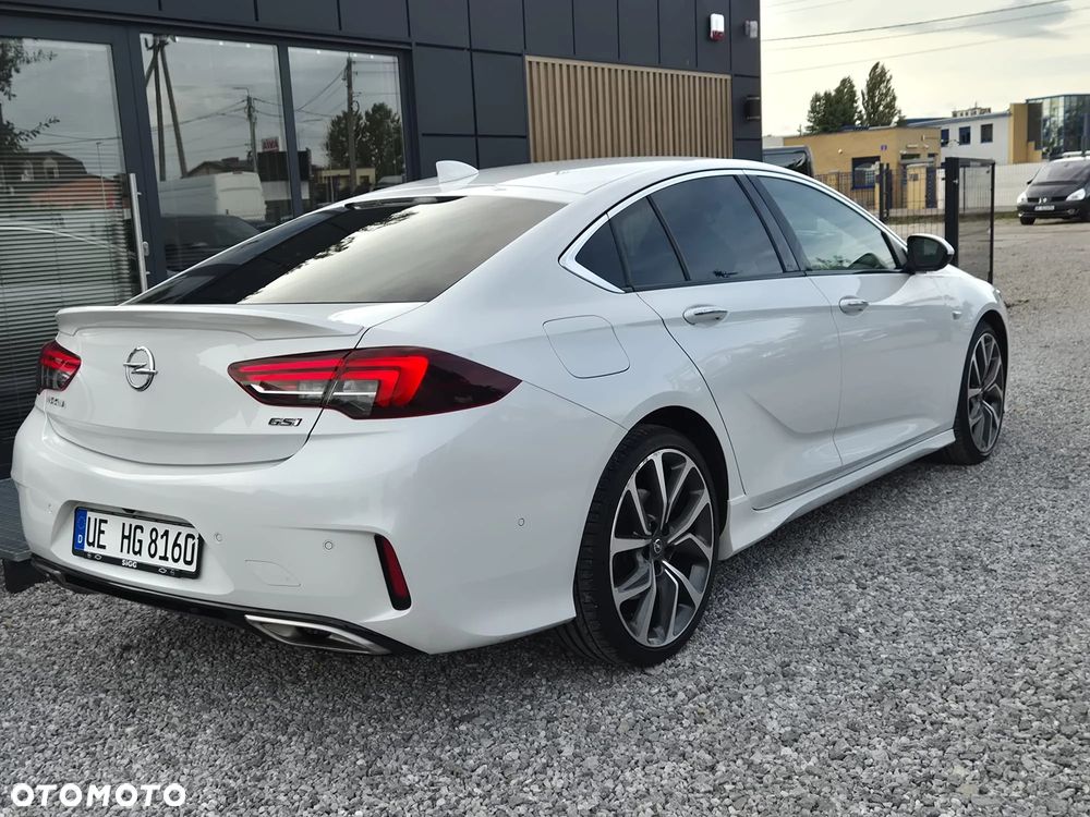 Opel Insignia Sport2.0 Direct InjTurbo 4x4 GSI - 22