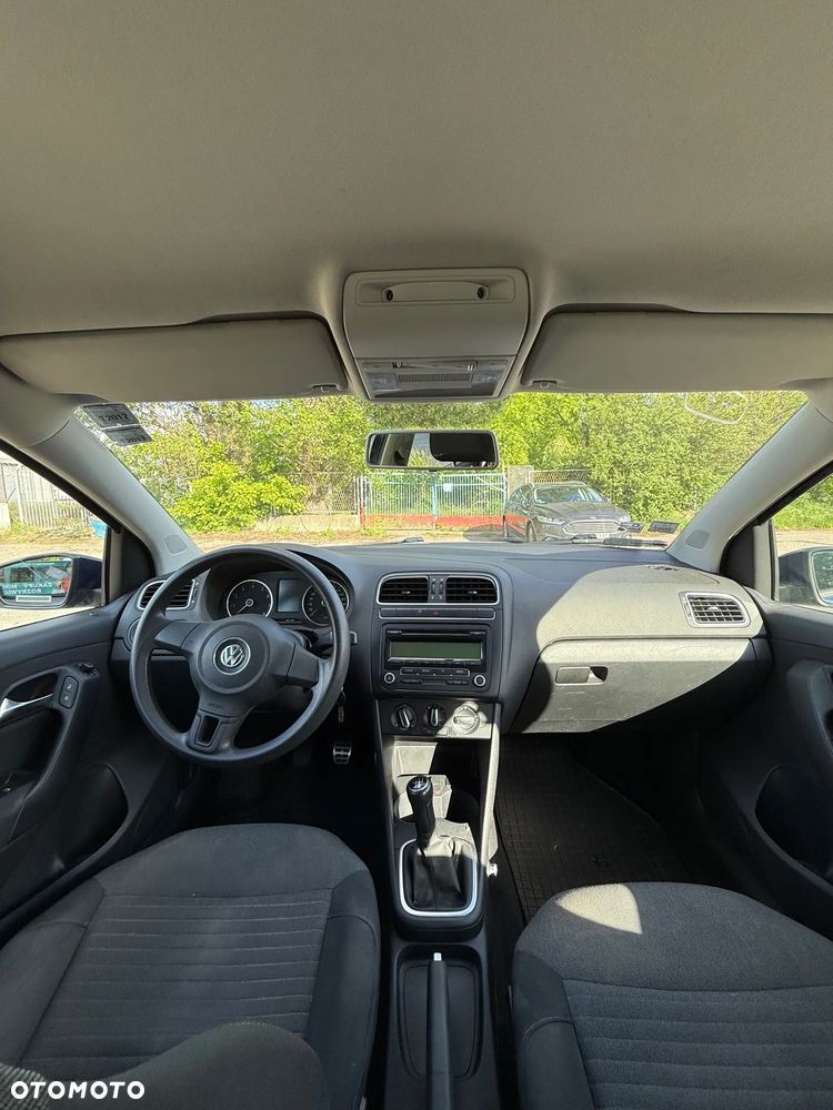 Volkswagen Polo 1.4 16V Comfortline - 5