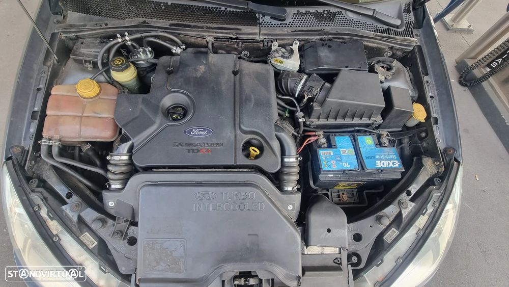 Ford Focus 1.8 TDCi Ghia - 5