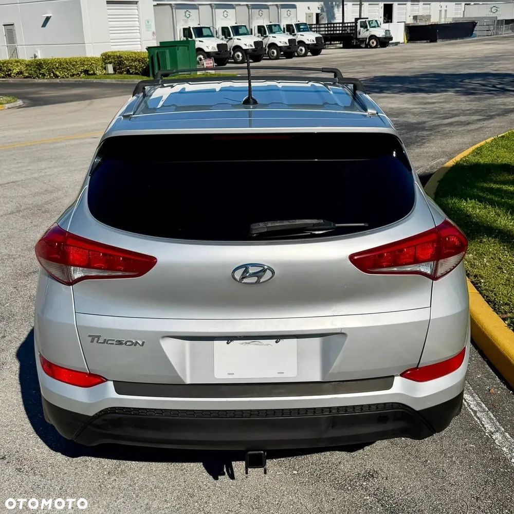 Hyundai Tucson - 7
