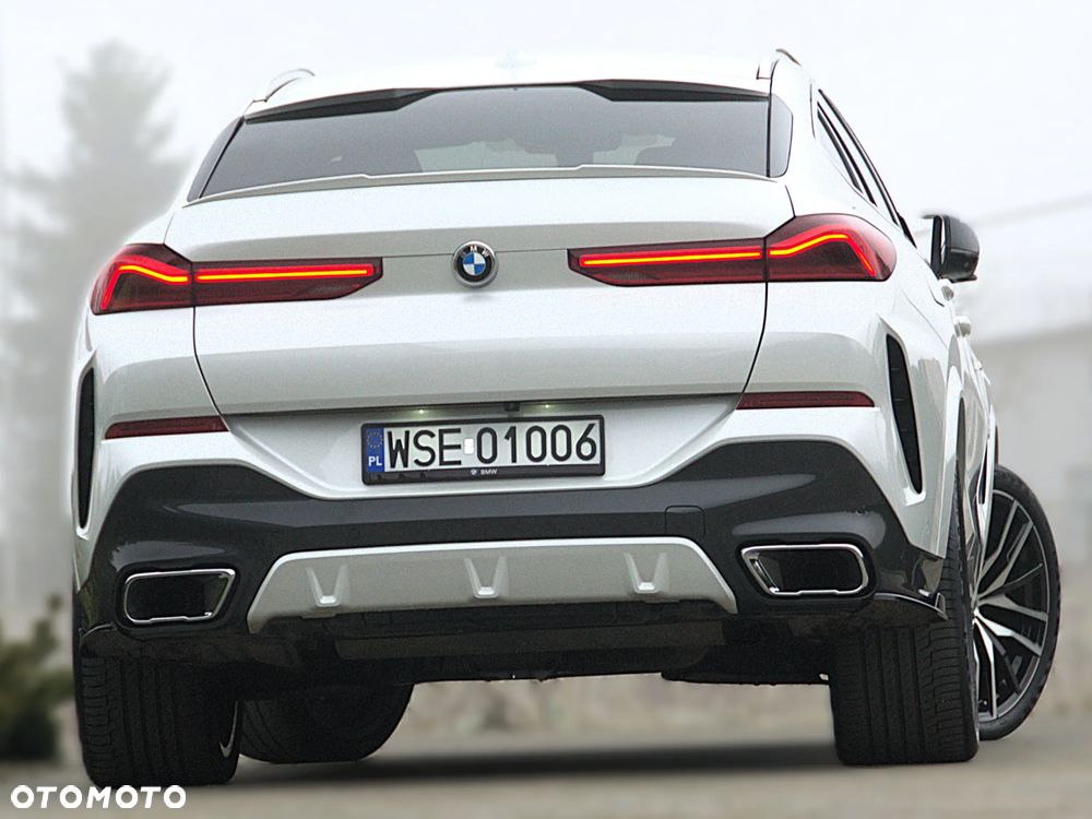 BMW X6 - 15