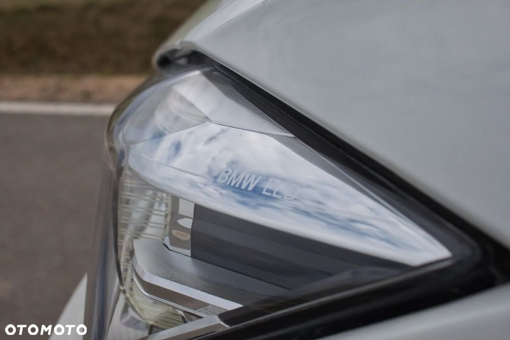 BMW Seria 3 320i xDrive Edition Luxury Line Purity - 34