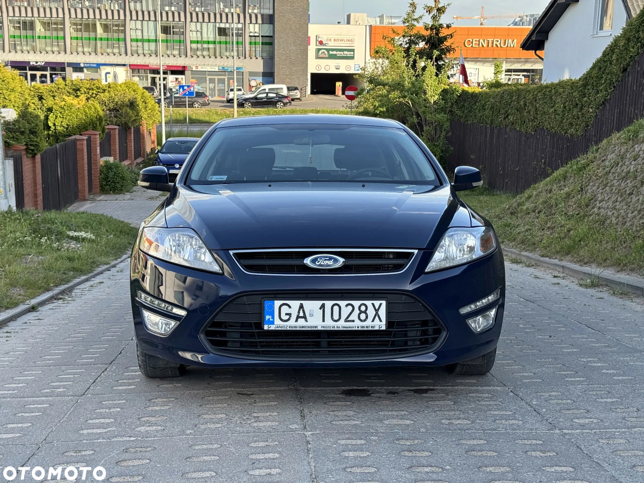 Ford Mondeo 1.6 T Ambiente - 2