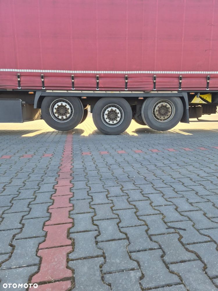 Krone Dwie Osie Podnoszone - 15