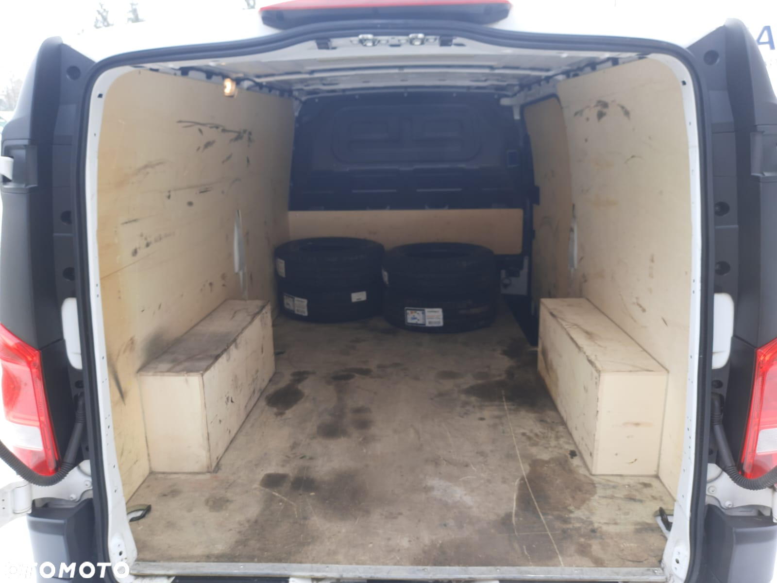 Mercedes-Benz Vito - 20